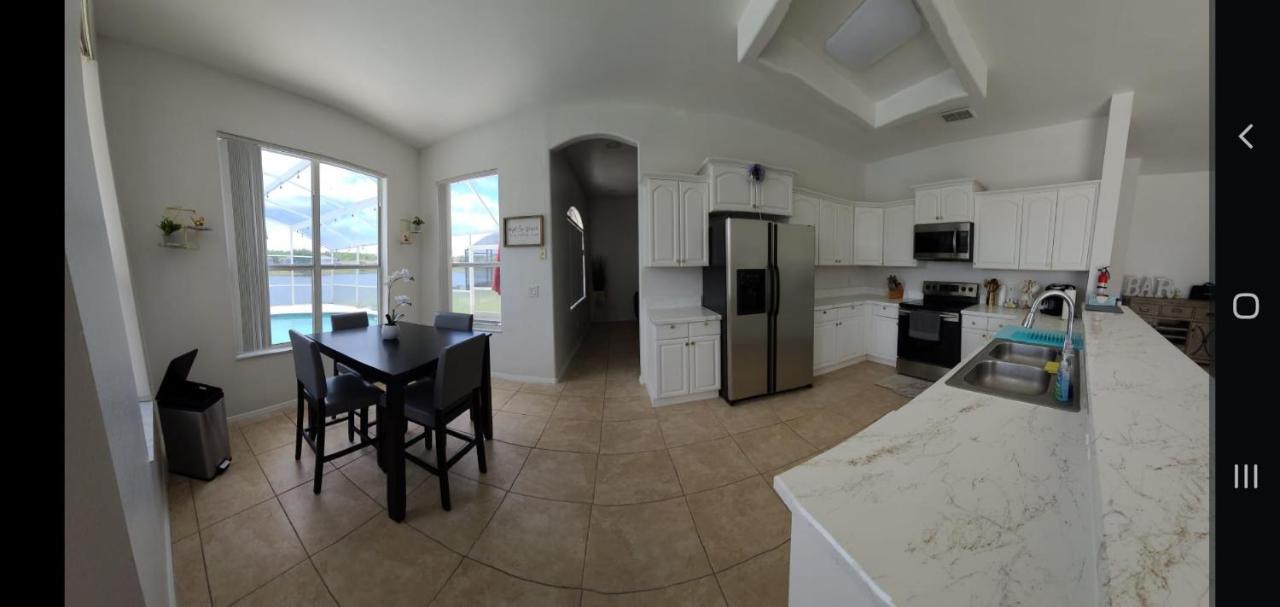 Electric Heated Private Pool 4 Bedroom 3 Bath 2 Story Single Family Home!!!! キシミー エクステリア 写真